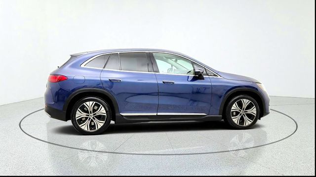 2023 Mercedes-Benz EQE EQE 350 4MATIC SUV, Exclusive w/ 20'' Wheels & Rear Axle Steer - 23086651 - 3