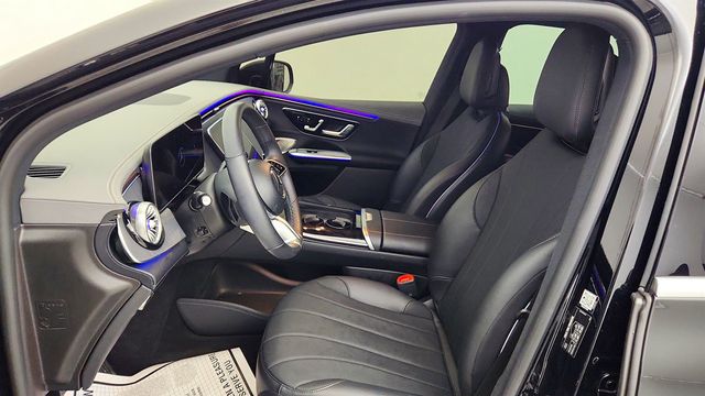 2023 Mercedes-Benz EQE EQE 350 4MATIC SUV w/ Exclusive Trim & DIGITAL LIGHT Package - 23040021 - 17