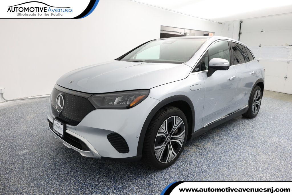 2023 Mercedes-Benz EQE EQE 350 4MATIC SUV with Nappa Leather & 20'' Wheels - 22937483 | Video 1