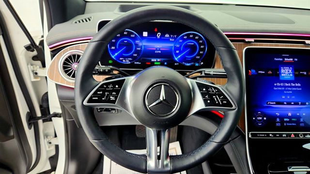 2023 Mercedes-Benz EQE EQE 350 4MATIC SUV w/ Pinnacle Package, AMG Line & DIGITAL LIGHT - 23040240 - 12