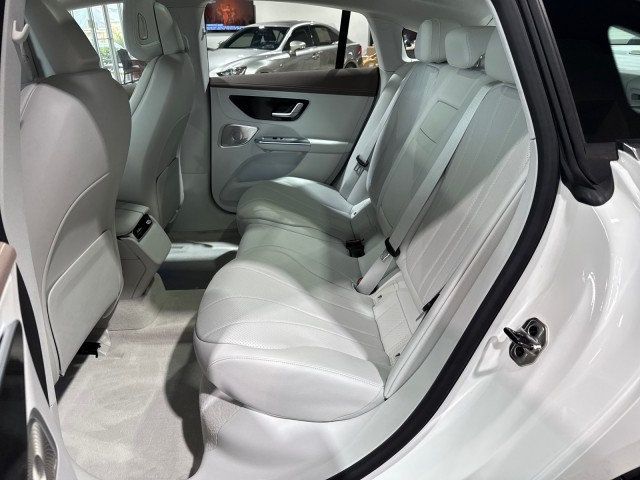 2023 Mercedes-Benz EQE EQE 350+ Sedan - 22927020 - 27