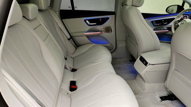 2023 Mercedes-Benz EQE EQE 350+ Sedan, Exclusive w/ AMG Line & 20'' Wheels - 23054979 - 19