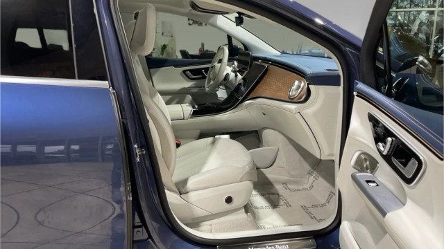 2023 Mercedes-Benz EQE EQE 350+ SUV - 22991111 - 13