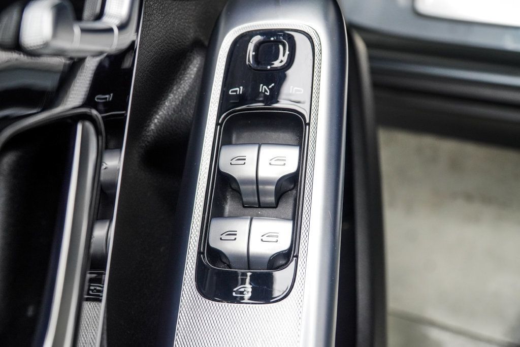 Mercedes-Benz EQE photo 42