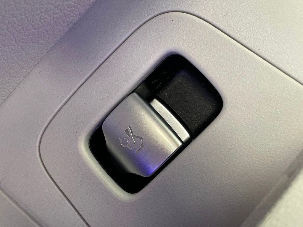 2023 Mercedes-Benz EQE EQE 500 4MATIC+ Sedan - 22958979 - 18