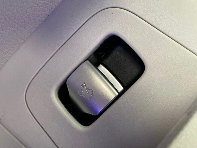 2023 Mercedes-Benz EQE EQE 500 4MATIC+ Sedan - 22958979 - 18