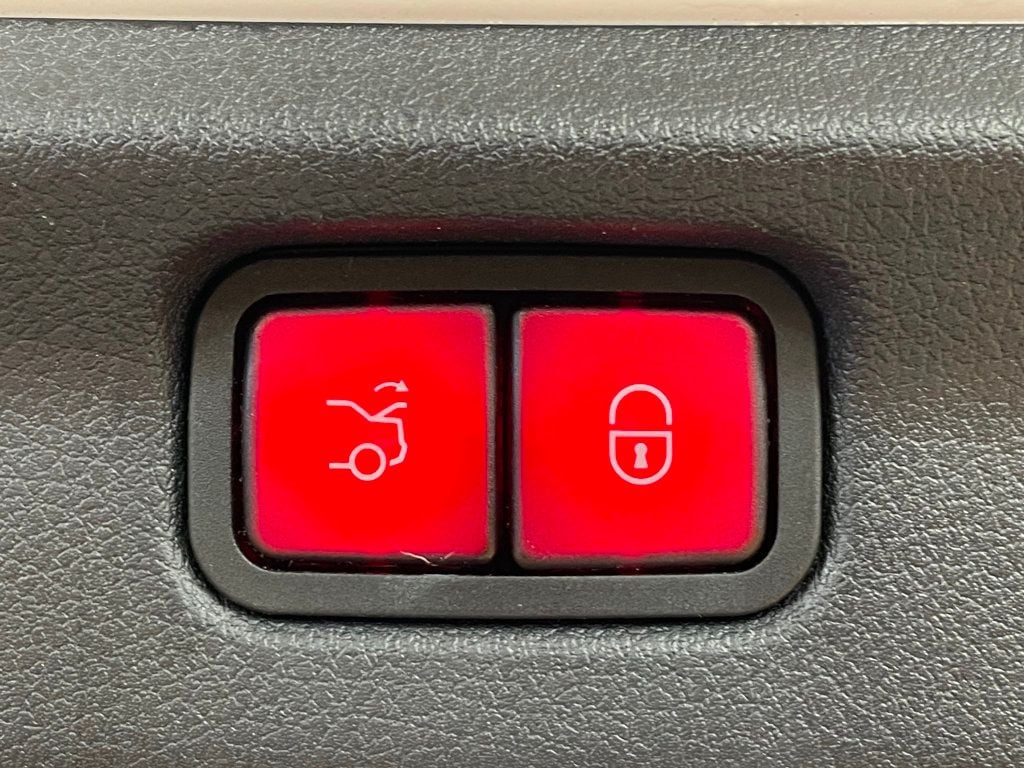 2023 Mercedes-Benz EQE EQE 500 4MATIC+ Sedan - 22958979 - 25