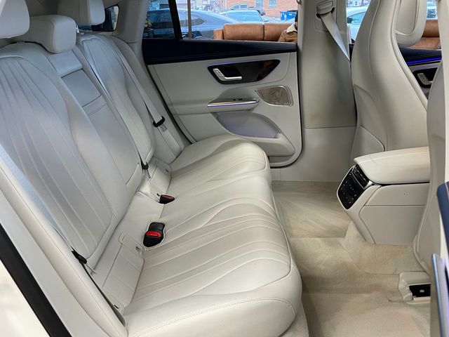 2023 Mercedes-Benz EQE EQE 500 4MATIC+ Sedan - 22958979 - 27