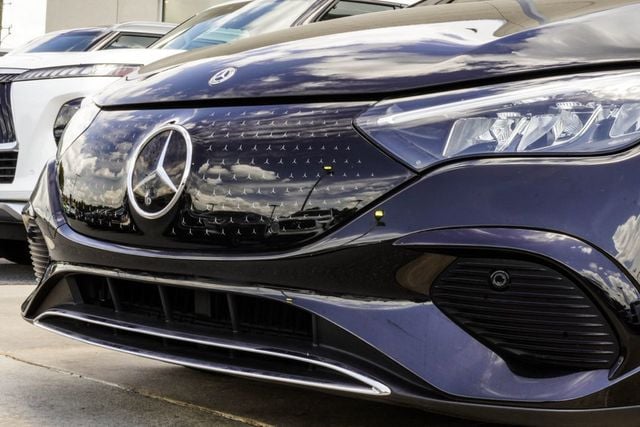 2023 Mercedes-Benz EQE EQE 500 4MATIC+ Sedan - 23019657 - 1