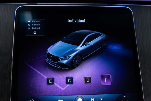 2023 Mercedes-Benz EQE EQE 500 4MATIC+ Sedan - 23065634 - 26