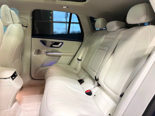 2023 Mercedes-Benz EQE EQE 500 4MATIC SUV - 22960345 - 23