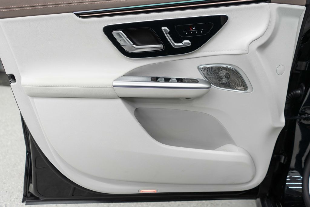 2023 Mercedes Benz EQE-Class SUV photo 15
