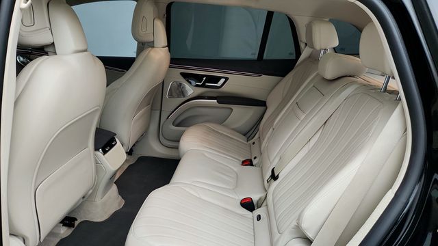 2023 Mercedes-Benz EQS BODYSHOP - 22950807 - 20