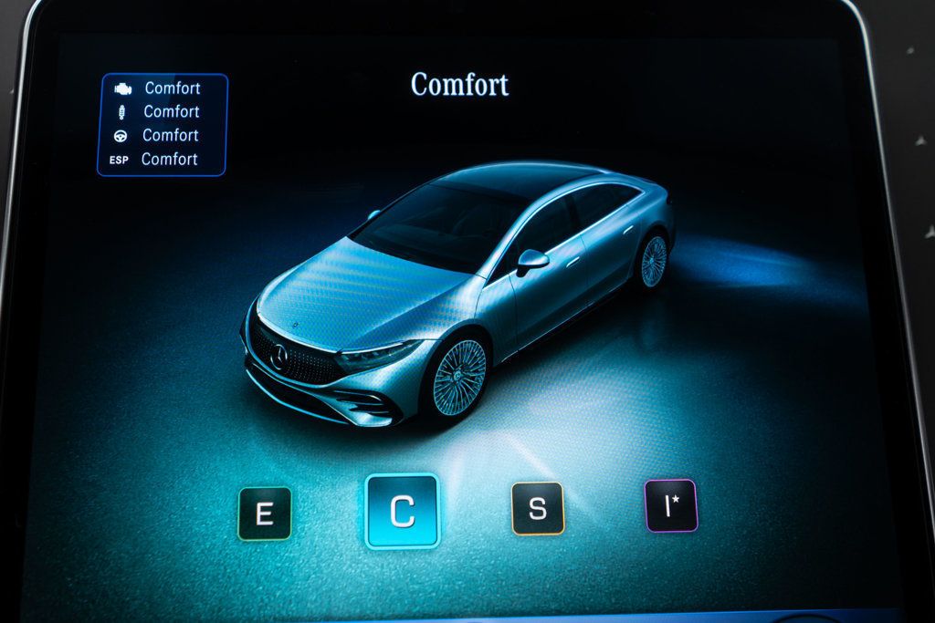 Mercedes-Benz EQS 450+ photo 25