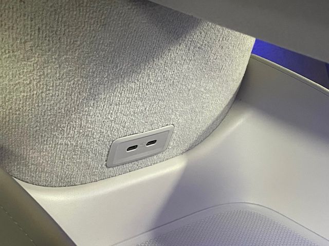 2023 Mercedes-Benz EQS EQS 450 4MATIC SUV - 22958870 - 50