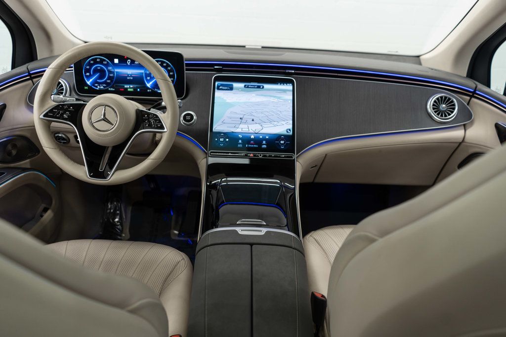 Mercedes-Benz EQS 450+ photo 10