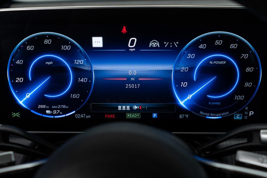 Mercedes-Benz EQS 450+ photo 19