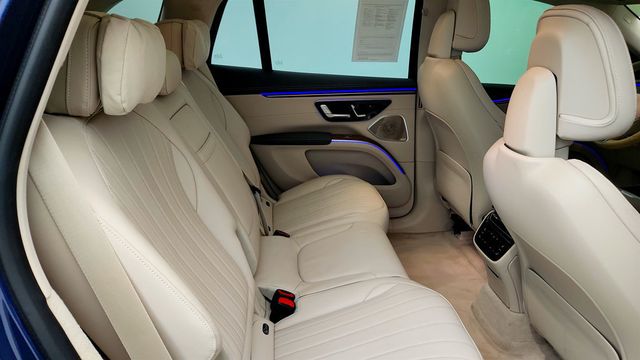 2023 Mercedes-Benz EQS EQS 450 4MATIC SUV w/ 21'' Wheels, Acoustic Comfort & Winter Pkg - 23035632 - 22