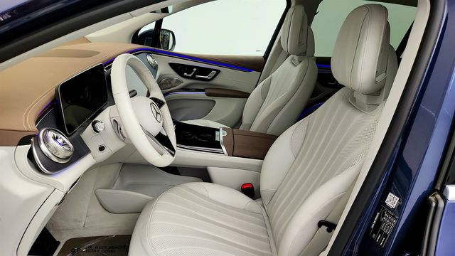 2023 Mercedes-Benz EQS EQS 450 4MATIC SUV w/ AMG Line Pkg, Massage Seats & 21'' Wheels - 23068504 - 18