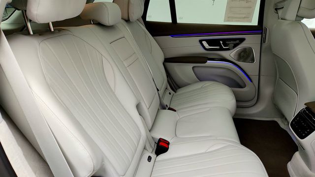 2023 Mercedes-Benz EQS EQS 450 4MATIC SUV w/ AMG Line Pkg, Massage Seats & 21'' Wheels - 23068504 - 21