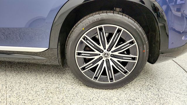 2023 Mercedes-Benz EQS EQS 450 4MATIC SUV w/ AMG Line Pkg, Massage Seats & 21'' Wheels - 23068504 - 8