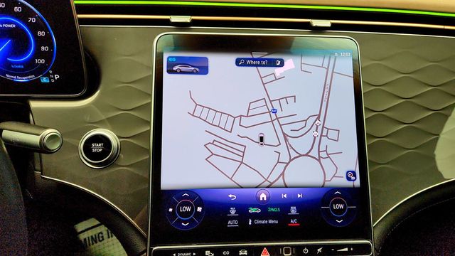 2023 Mercedes-Benz EQS EQS 450+ Sedan, Massage Seats w/ ENERGIZING Air Control - 23044007 - 17
