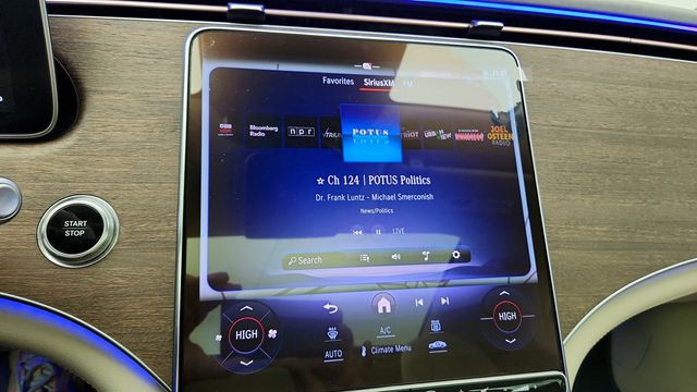 2023 Mercedes-Benz EQS EQS 450+ Sedan with Active Ambient Lighting & Rear Spoiler - 22942630 - 18