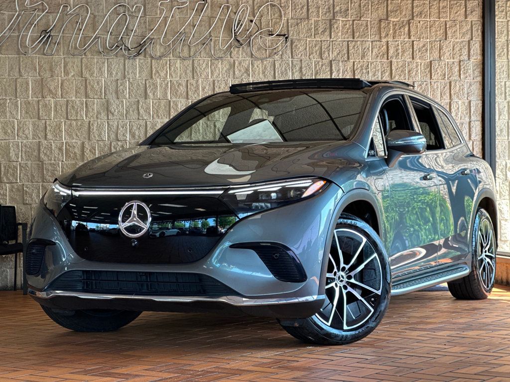 2023 Mercedes Benz EQS SUV 450 photo 2