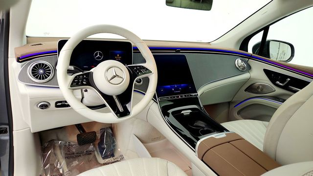 2023 Mercedes-Benz EQS EQS 450+ SUV, Premium w/ 3rd Row, 21'' Wheels & 4-Zone Temp Ctrl - 22972621 - 10