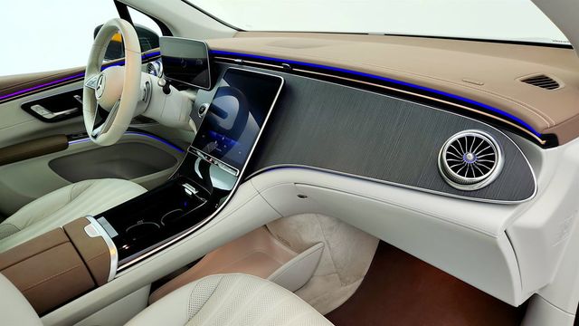 2023 Mercedes-Benz EQS EQS 450+ SUV, Premium w/ 3rd Row, 21'' Wheels & 4-Zone Temp Ctrl - 22972621 - 26