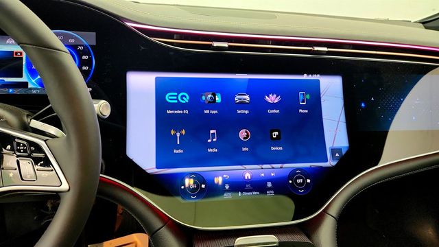 2023 Mercedes-Benz EQS EQS 580 4MATIC Sedan, Exclusive w/ HUD & Active Ambient Lighting - 23027472 - 15