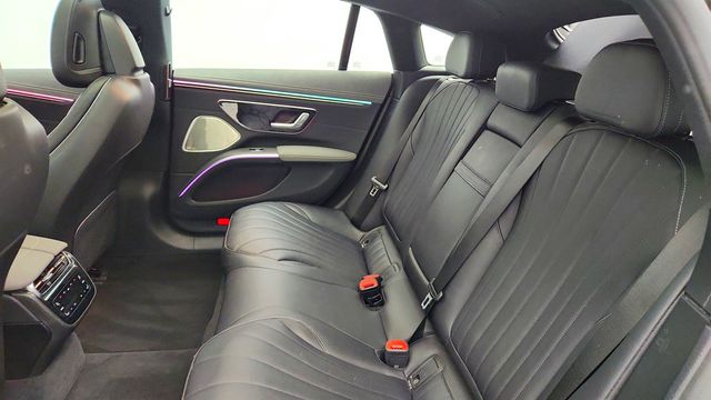 2023 Mercedes-Benz EQS EQS 580 4MATIC Sedan, Exclusive w/ HUD & Active Ambient Lighting - 23027472 - 19