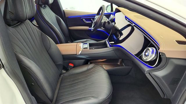 2023 Mercedes-Benz EQS EQS 580 4MATIC Sedan, Exclusive with MBUX HUD & Laminated Glass - 22971172 - 23