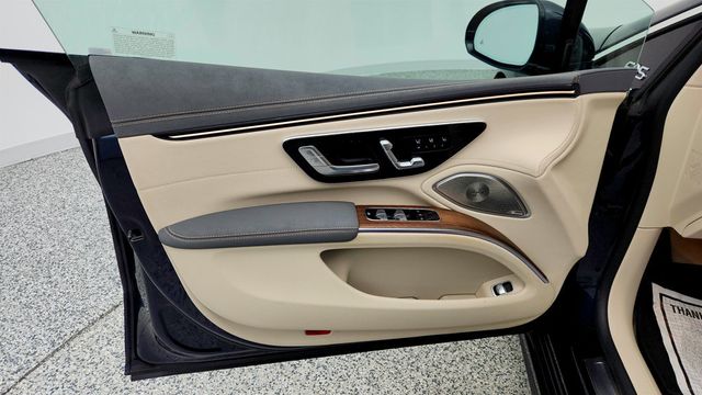 2023 Mercedes-Benz EQS EQS 580 4MATIC Sedan with Natural Grain Dashboard & Door Trim - 22975544 - 10