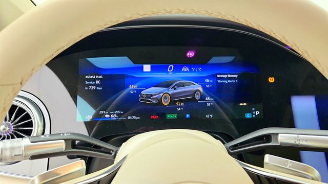 2023 Mercedes-Benz EQS EQS 580 4MATIC Sedan with Natural Grain Dashboard & Door Trim - 22975544 - 13