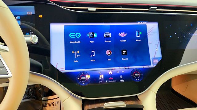 2023 Mercedes-Benz EQS EQS 580 4MATIC Sedan with Natural Grain Dashboard & Door Trim - 22975544 - 16