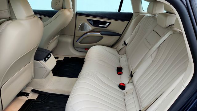 2023 Mercedes-Benz EQS EQS 580 4MATIC Sedan with Natural Grain Dashboard & Door Trim - 22975544 - 20