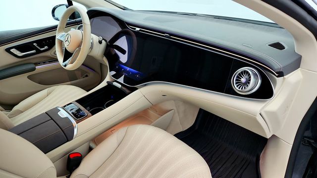 2023 Mercedes-Benz EQS EQS 580 4MATIC Sedan with Natural Grain Dashboard & Door Trim - 22975544 - 24
