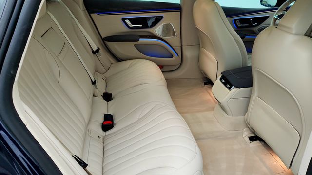 2023 Mercedes-Benz EQS EQS 580 4MATIC Sedan with Natural Grain Dashboard & Door Trim - 22980942 - 22