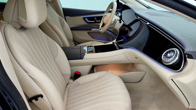 2023 Mercedes-Benz EQS EQS 580 4MATIC Sedan with Natural Grain Dashboard & Door Trim - 22980942 - 23