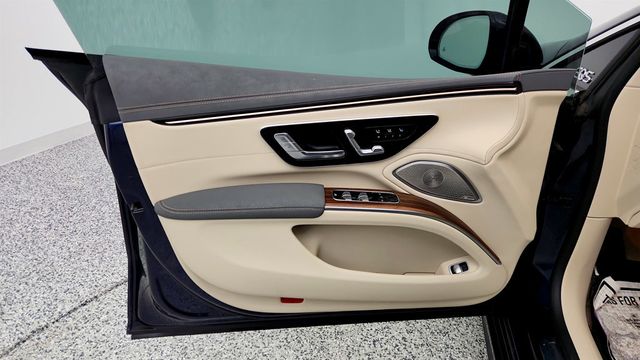 2023 Mercedes-Benz EQS EQS 580 4MATIC Sedan with Natural Grain Trim & Rear Spoiler - 22960231 - 10
