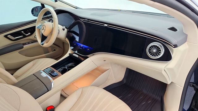 2023 Mercedes-Benz EQS EQS 580 4MATIC Sedan with Natural Grain Trim & Rear Spoiler - 22960231 - 24