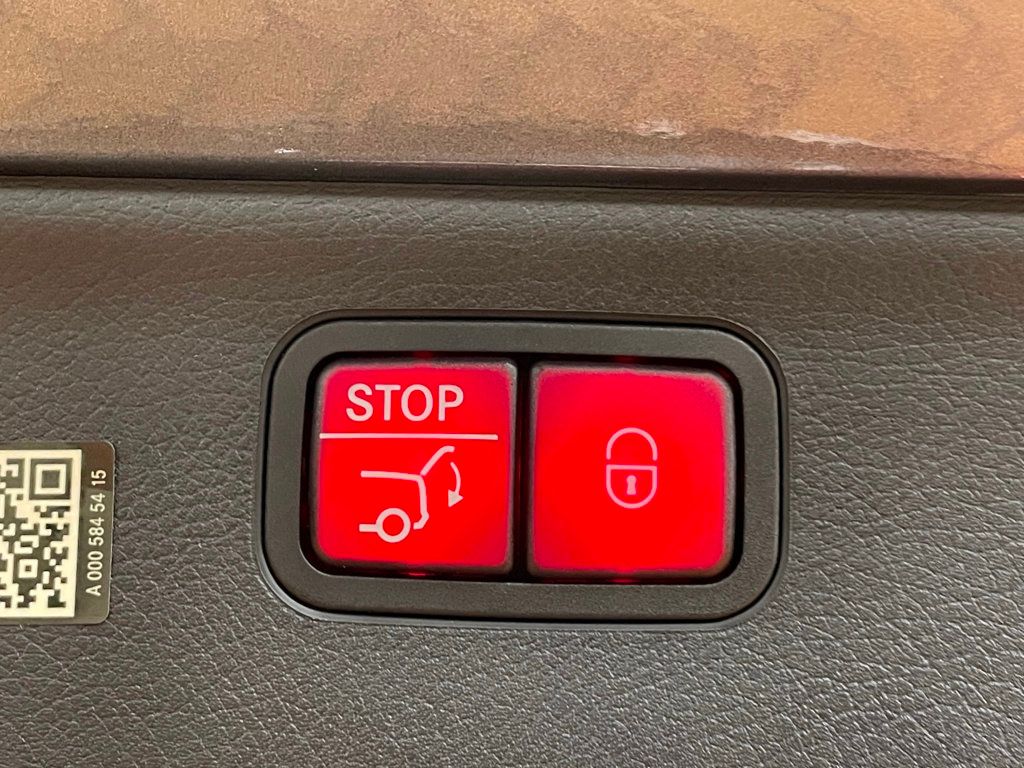 2023 Mercedes-Benz EQS EQS 580 4MATIC SUV - 22948254 - 24