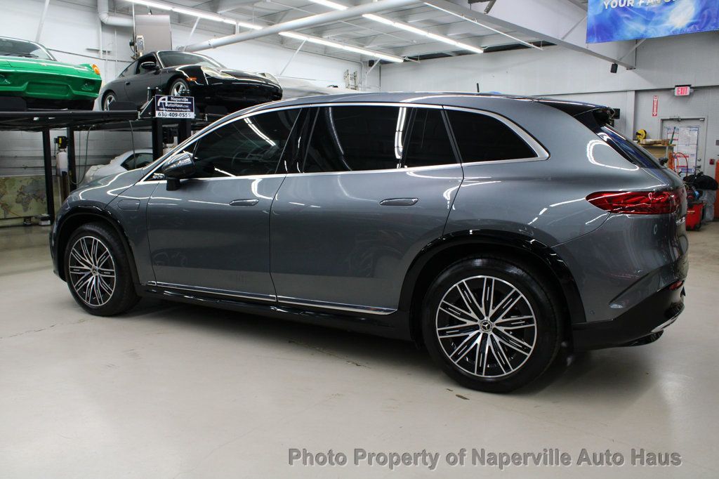 2023 Mercedes Benz EQS SUV 580 4MATIC photo 4