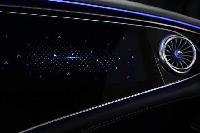 2023 Mercedes-Benz EQS EQS 580 4MATIC SUV - 23001008 - 22