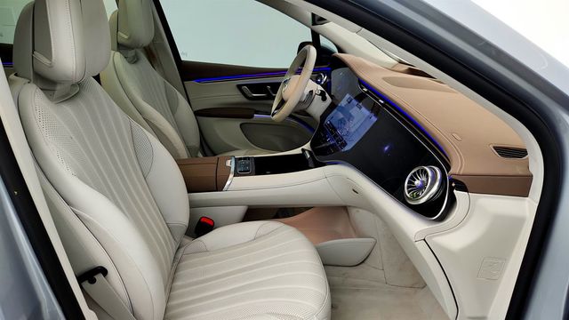 2023 Mercedes-Benz EQS EQS 580 4MATIC SUV, Exclusive with PRE-SAFE Rear Seat Package - 22960233 - 22