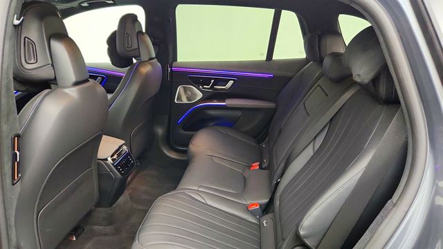 2023 Mercedes-Benz EQS EQS 580 4MATIC SUV, Exclusive w/ PRE-SAFE Rear Seat Pkg - 23041126 - 19