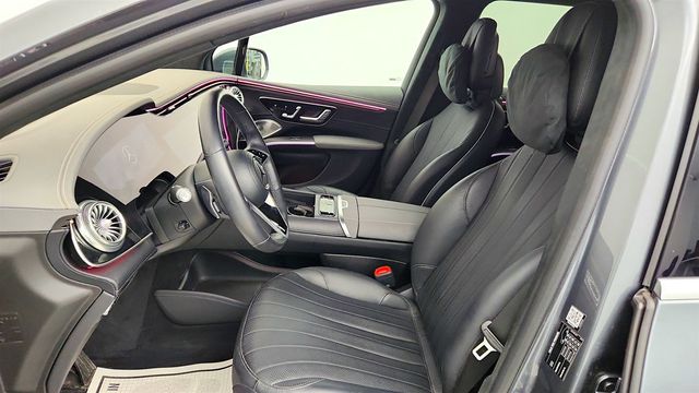 2023 Mercedes-Benz EQS EQS 580 4MATIC SUV w/ Exclusive Trim, PRE-SAFE & Winter Pkg - 23048445 - 11