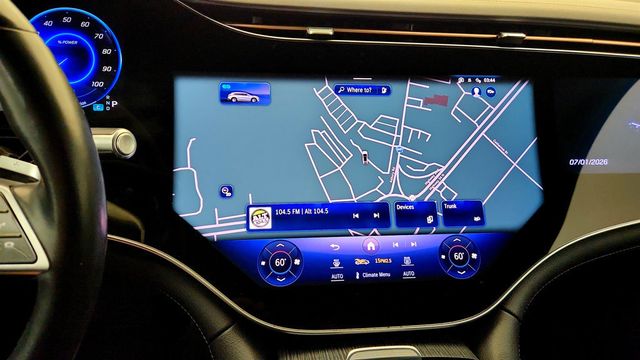 2023 Mercedes-Benz EQS EQS 580 4MATIC SUV w/ Winter & Acoustic Comfort Pkg - 23048170 - 16