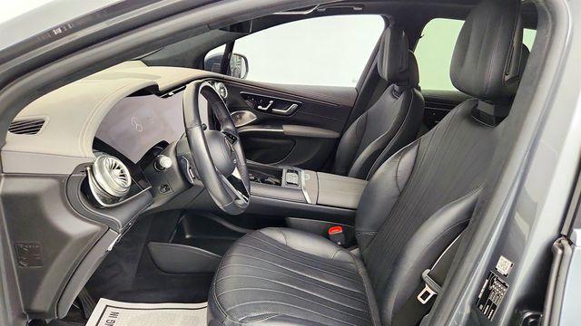 2023 Mercedes-Benz EQS EQS 580 4MATIC SUV w/ Winter & Acoustic Comfort Pkg - 23048170 - 18